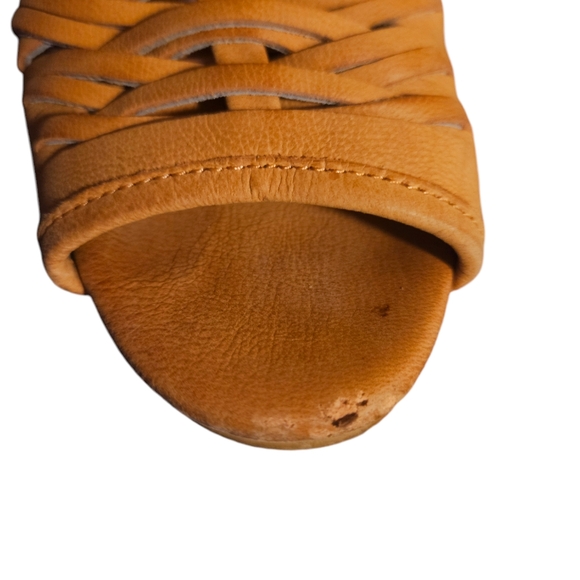 Sam Edelman | Holly | Leather Orange woven peep toe with wooden block heel - Picture 6 of 7